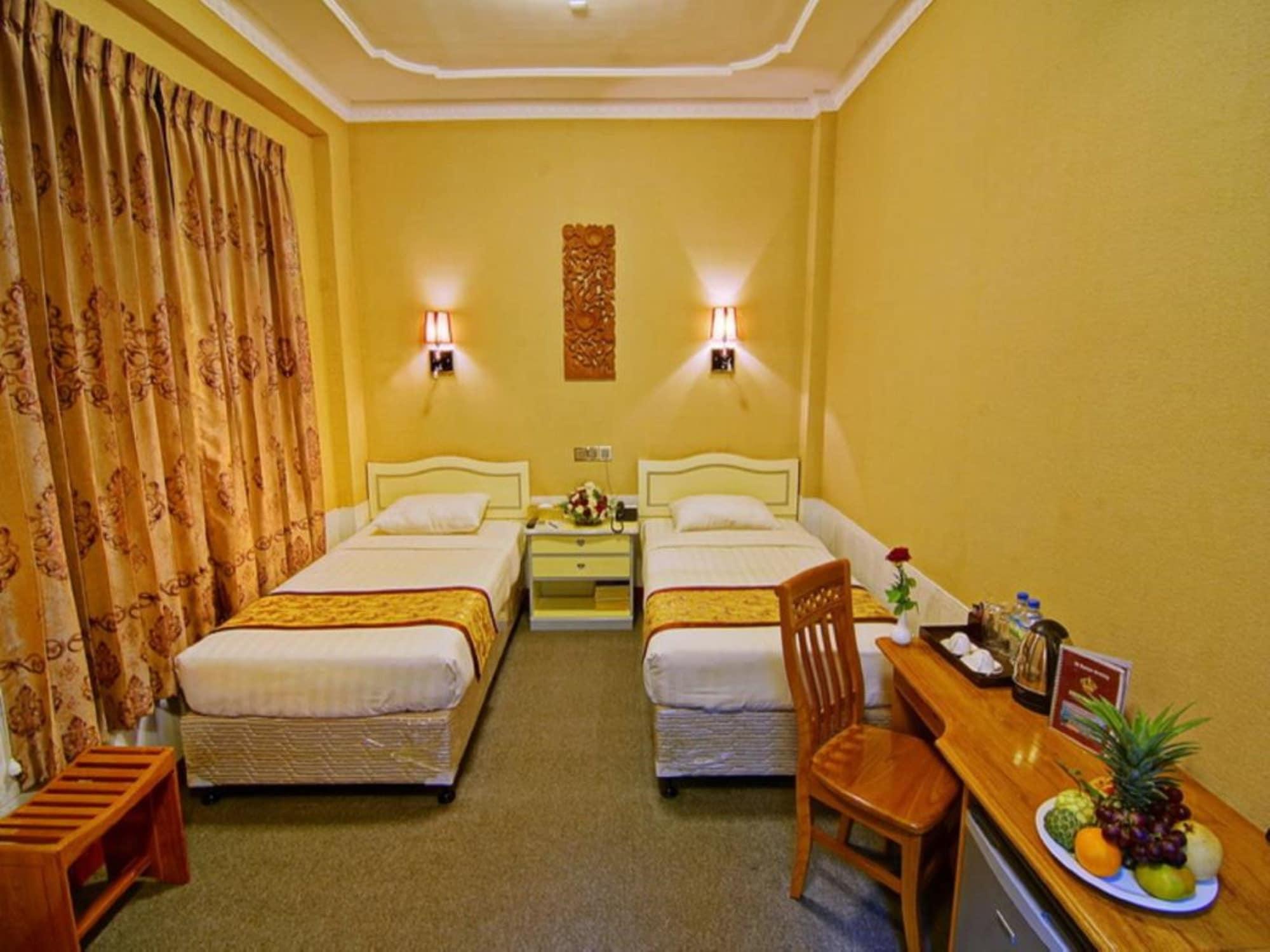 Smart Hotel Mandalay Exteriör bild