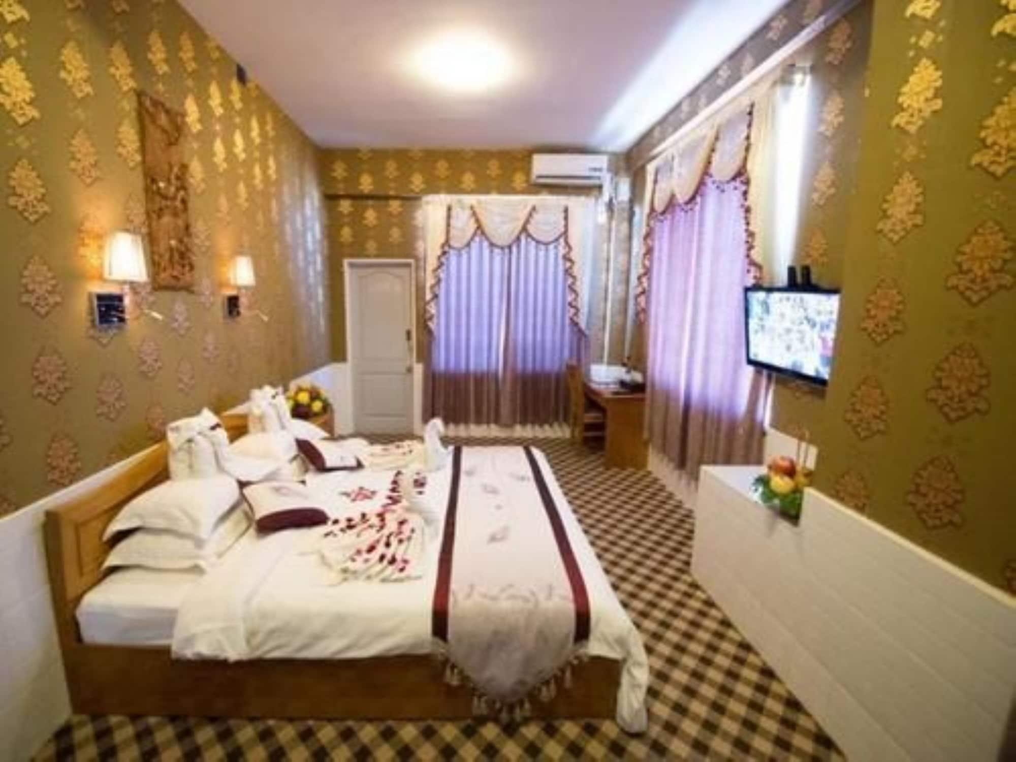 Smart Hotel Mandalay Exteriör bild