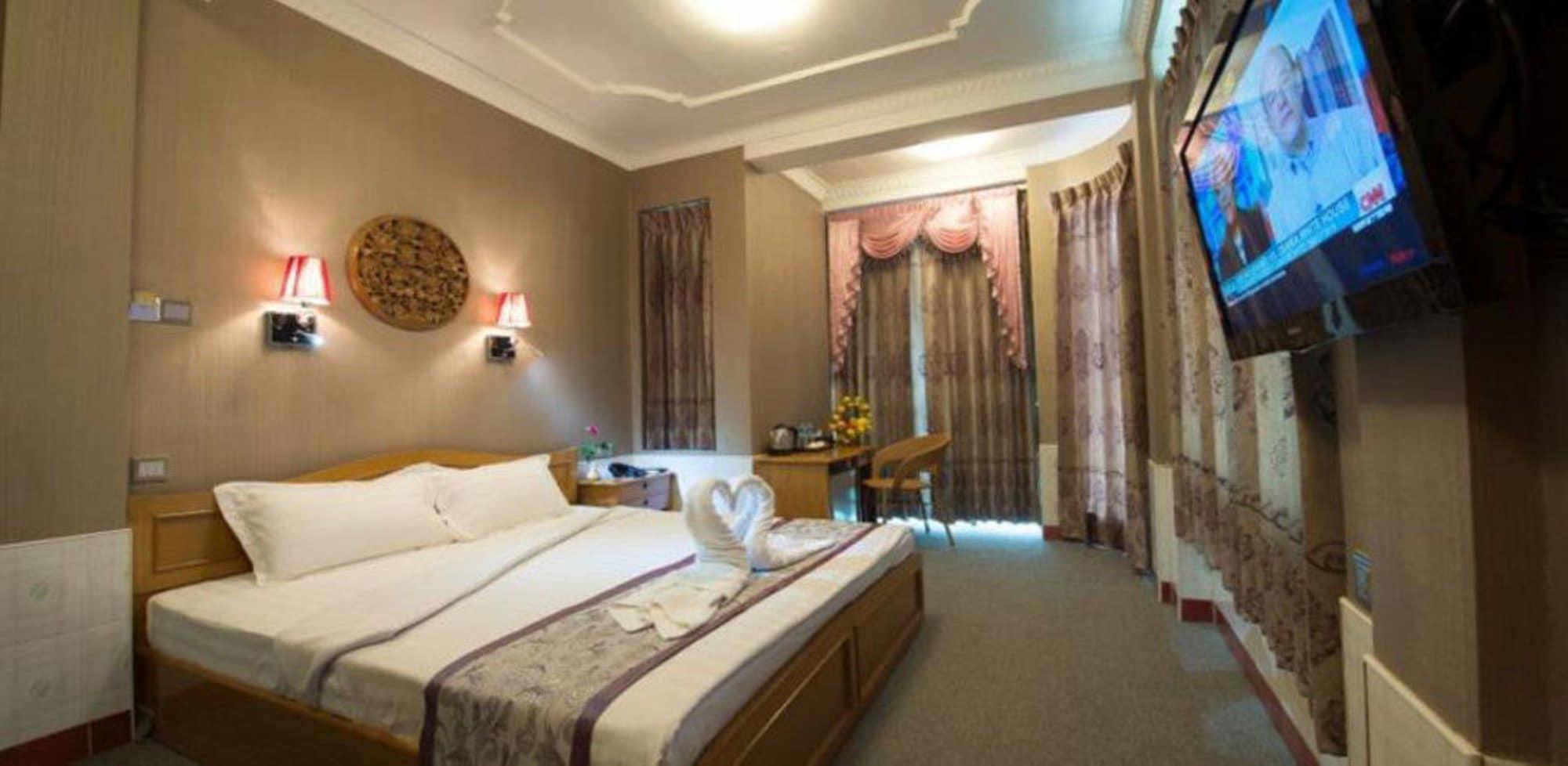 Smart Hotel Mandalay Exteriör bild